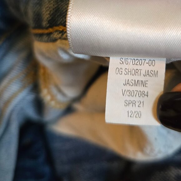 Old Navy  O.G. High-Waisted Short – UNIQUE EMBROIDERY DESIGN - Picture 8 of 9